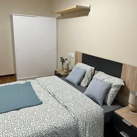 Con Vistas A La Montana 아파트 인피스토