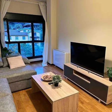 Con Vistas A La Montana Infiesto